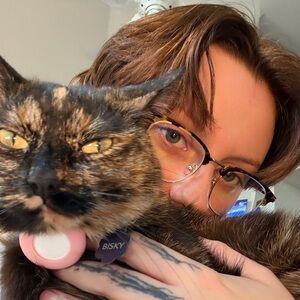 Meet your Posher, Mia